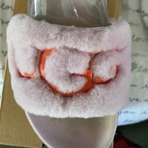 UGG Slippers. Light Pink fur slides